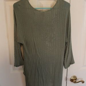 sea foam green 3/4 sleeve